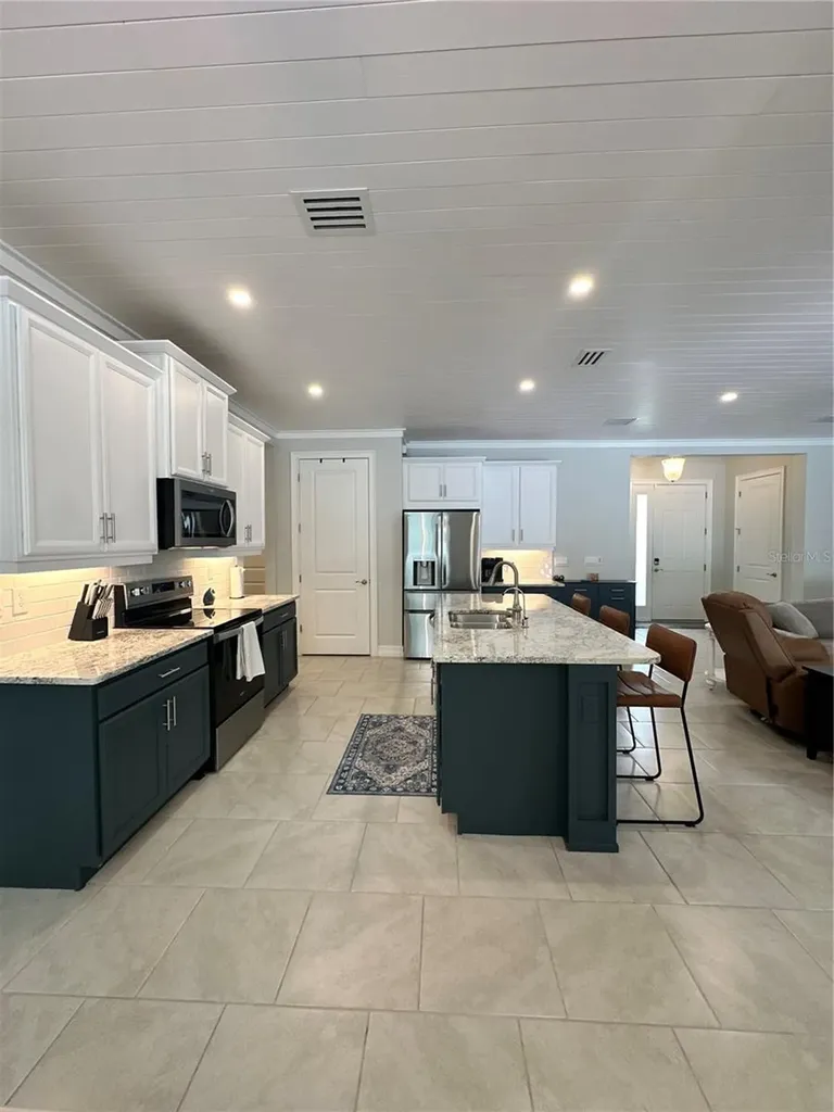1871 Braddock Avenue North Port FL 34288