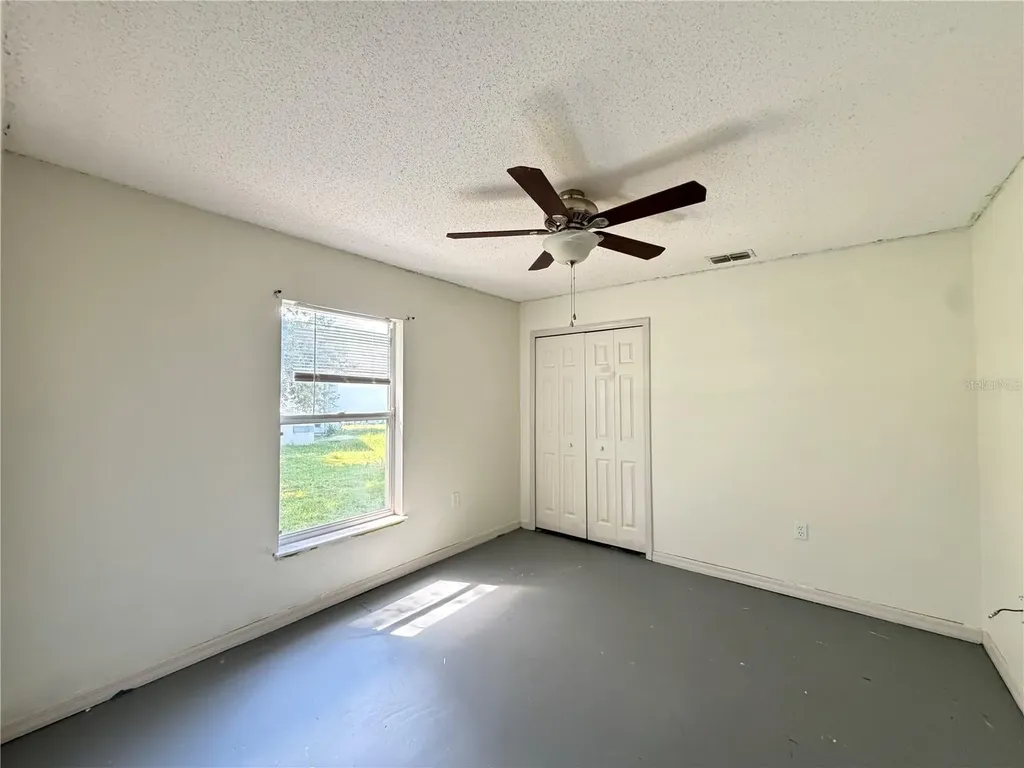 1011 Eiffel Lane Kissimmee FL 34759