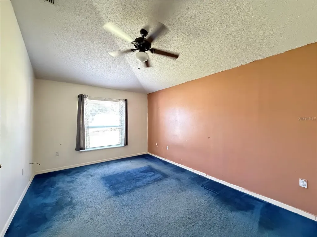 1011 Eiffel Lane Kissimmee FL 34759