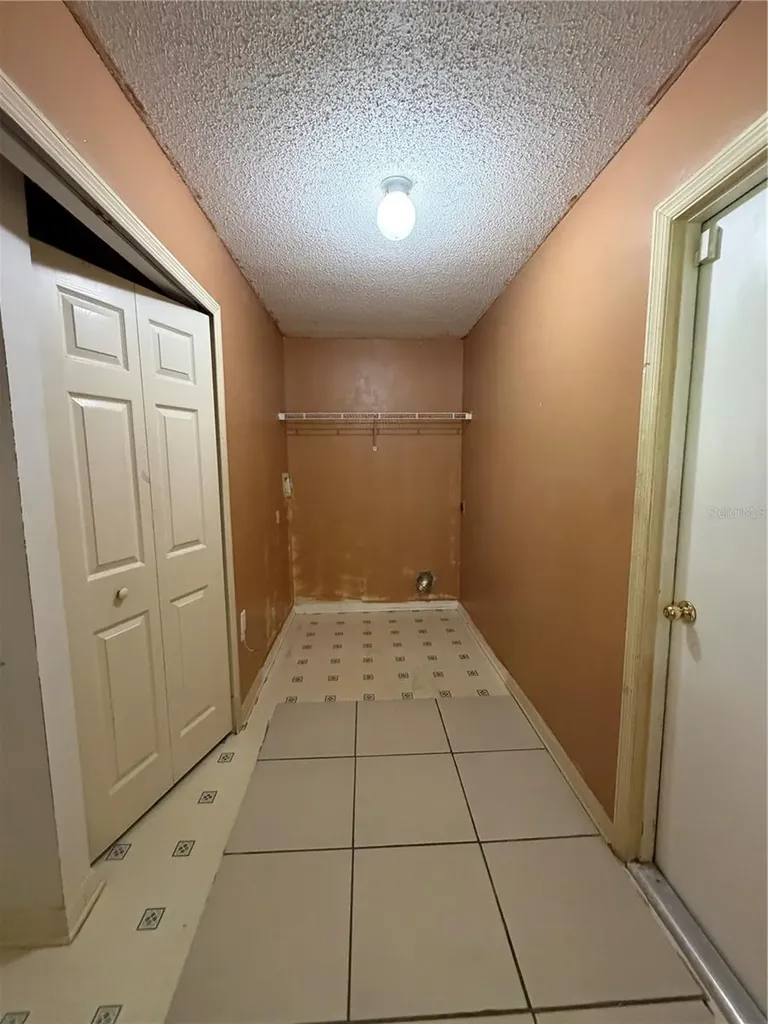 1011 Eiffel Lane Kissimmee FL 34759