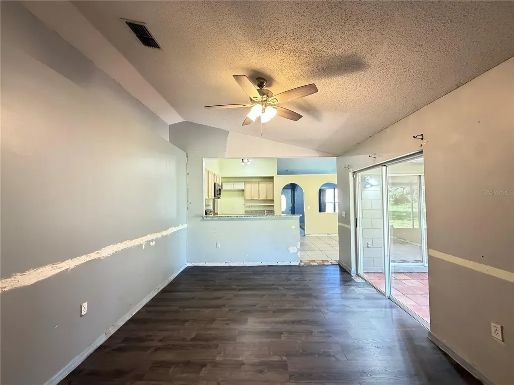 1011 Eiffel Lane Kissimmee FL 34759
