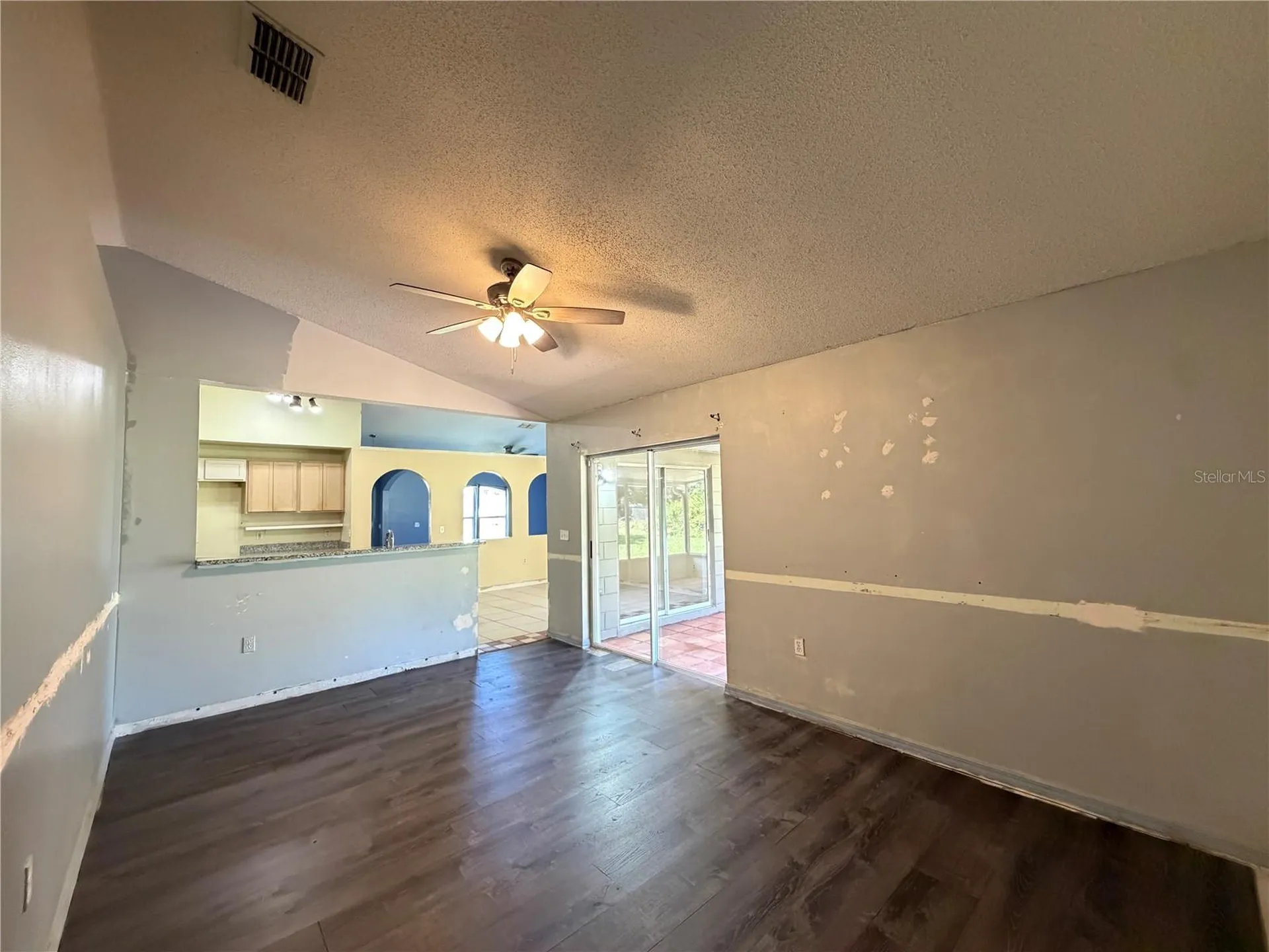 1011 Eiffel Lane Kissimmee FL 34759