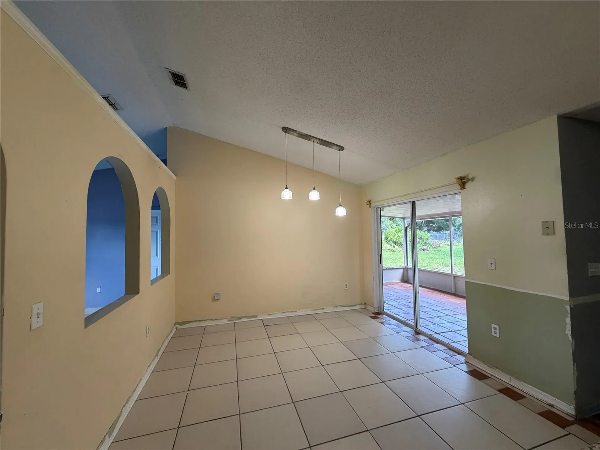 1011 Eiffel Lane Kissimmee FL 34759