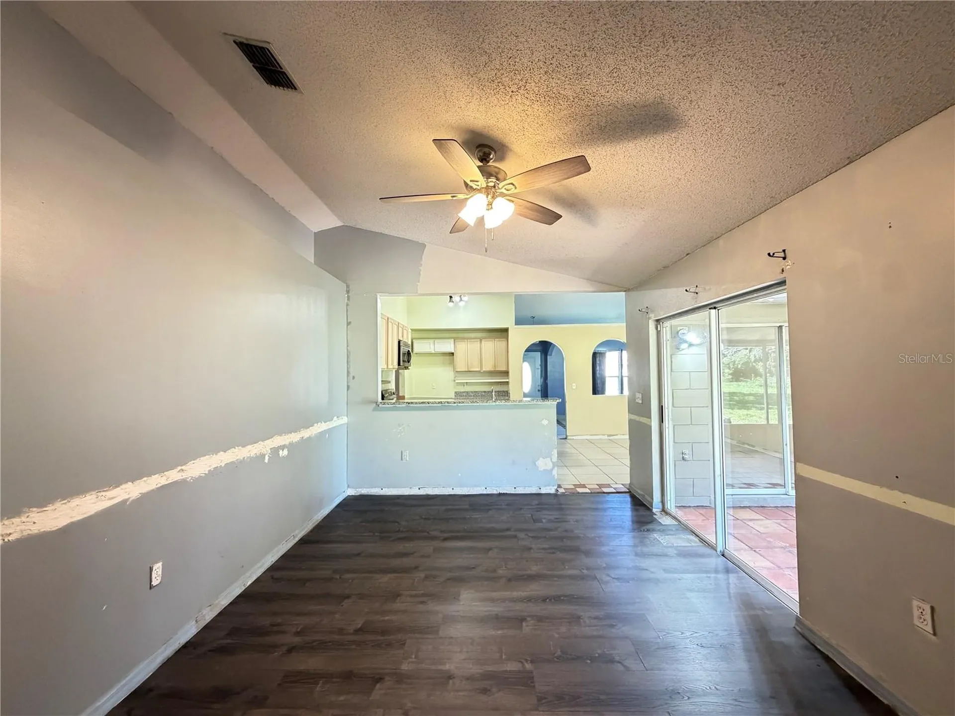 1011 Eiffel Lane Kissimmee FL 34759