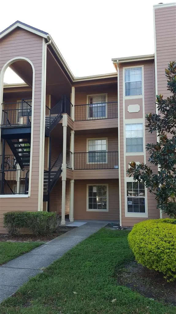 2550 N Alafaya Trail Orlando FL 32826