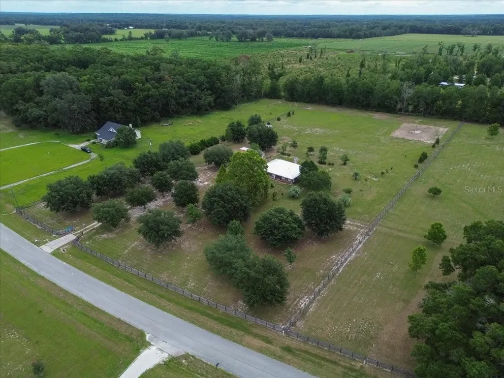 14681 NW 232nd Street High Springs FL 32643