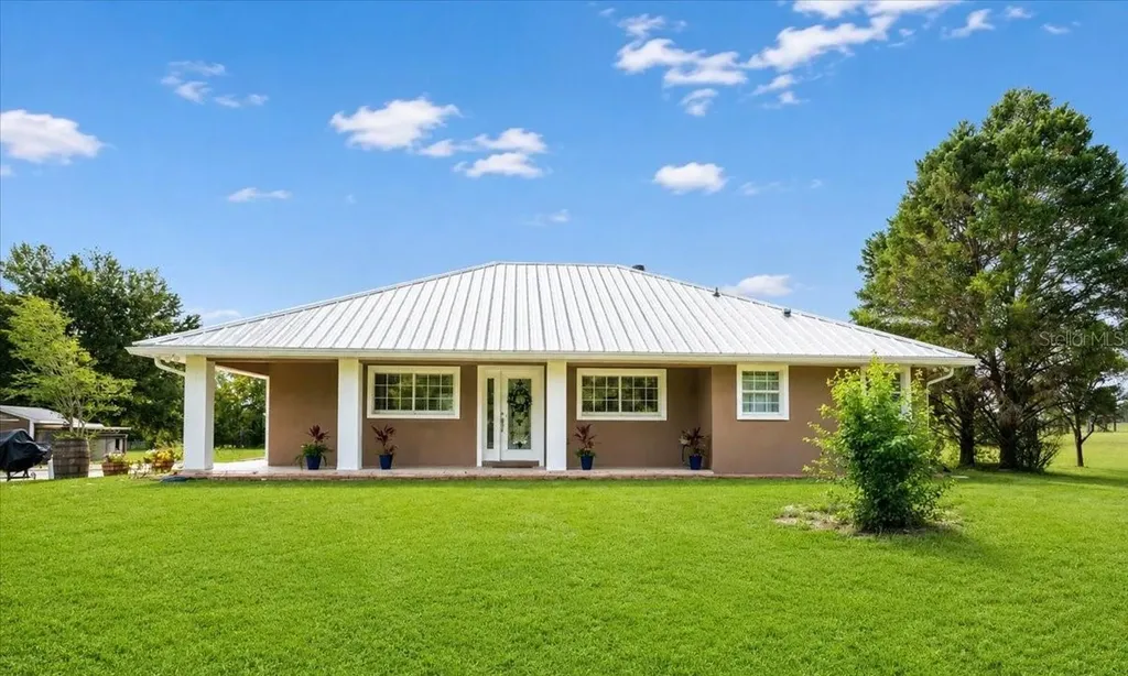 14681 NW 232nd Street High Springs FL 32643