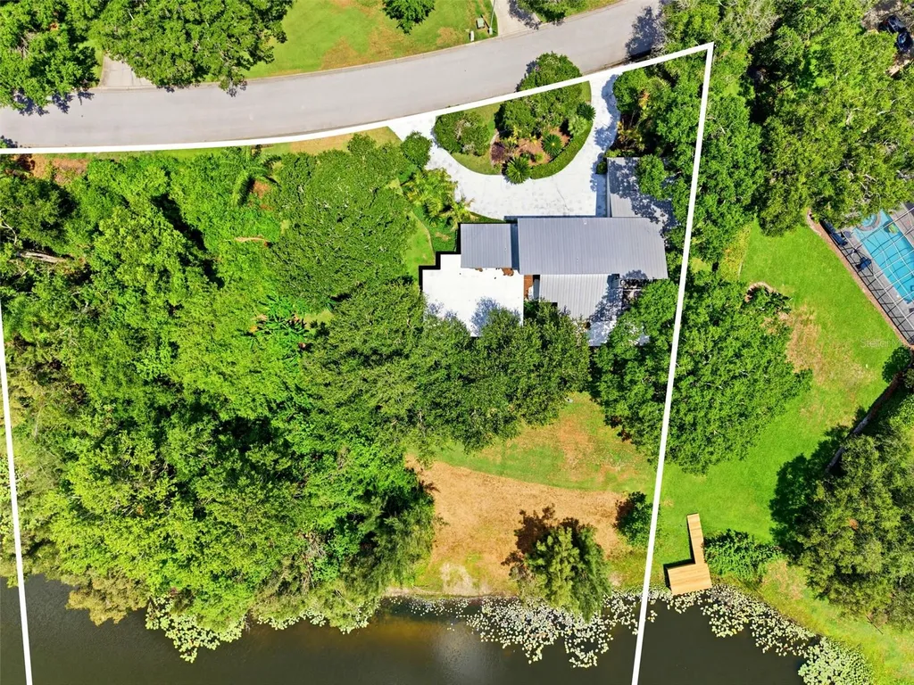 708 Warren Road Lutz FL 33548