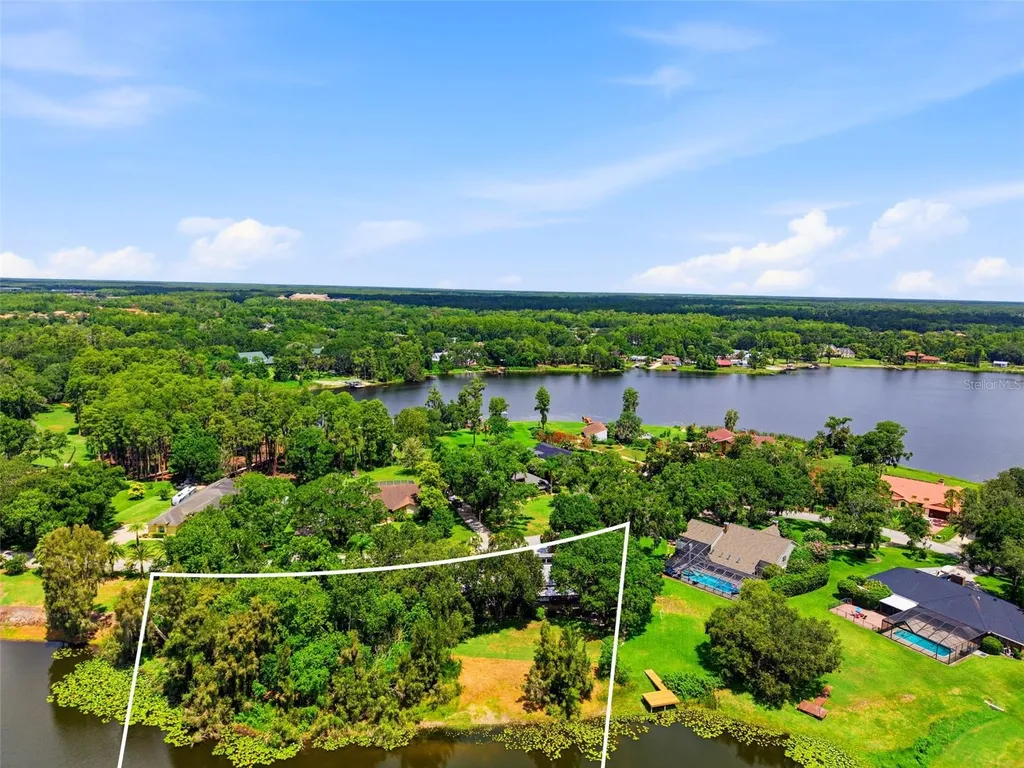 708 Warren Road Lutz FL 33548