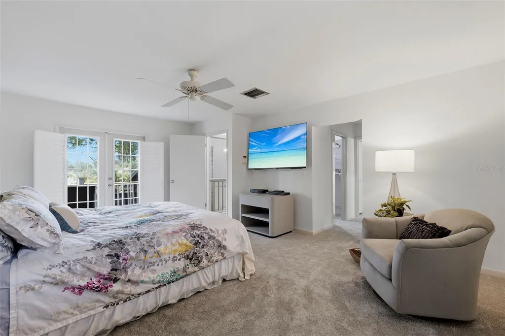 708 Warren Road Lutz FL 33548