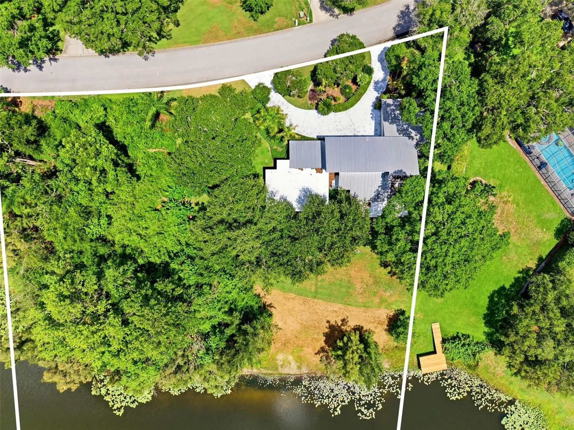 708 Warren Road Lutz FL 33548