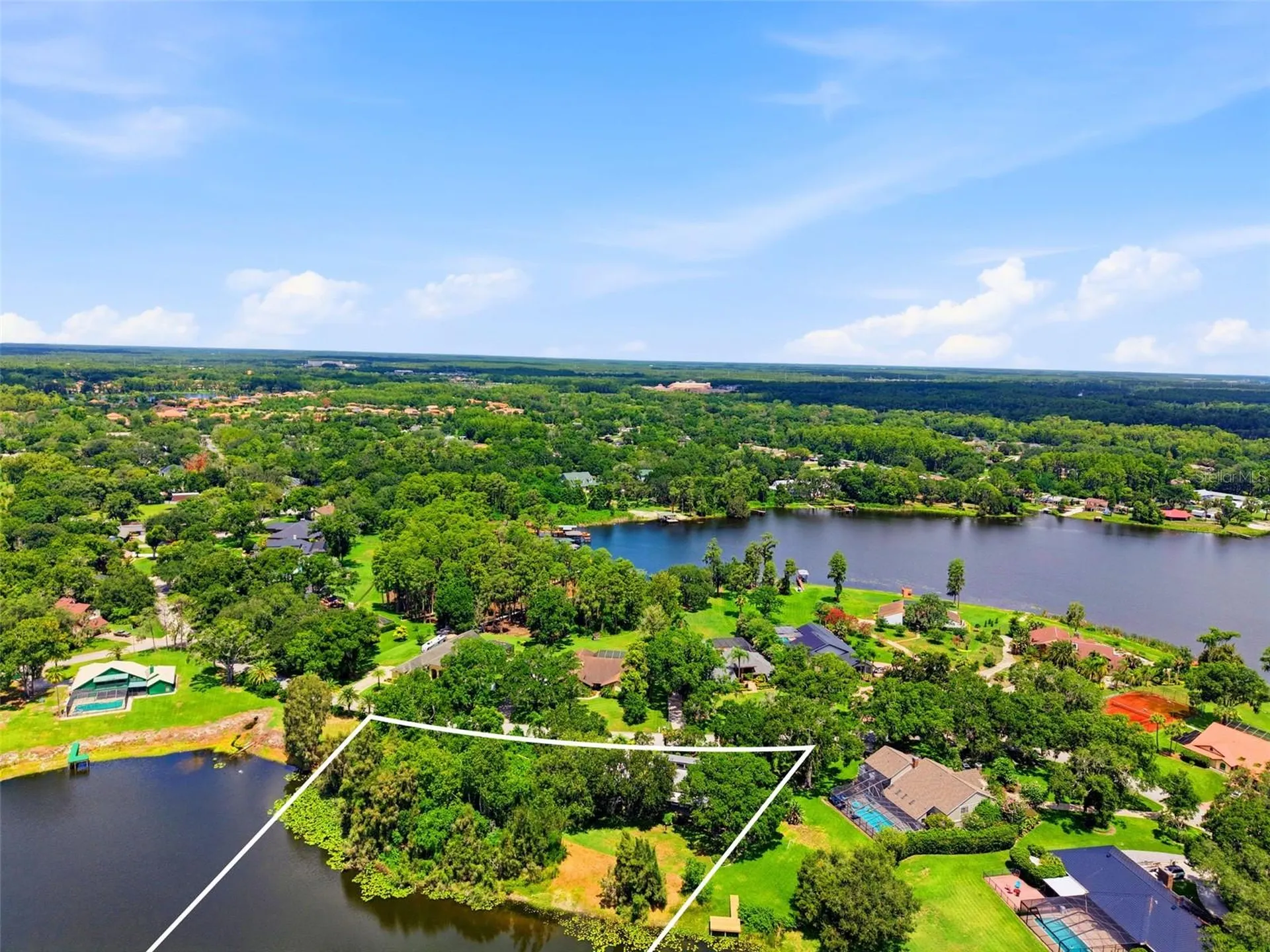 708 Warren Road Lutz FL 33548