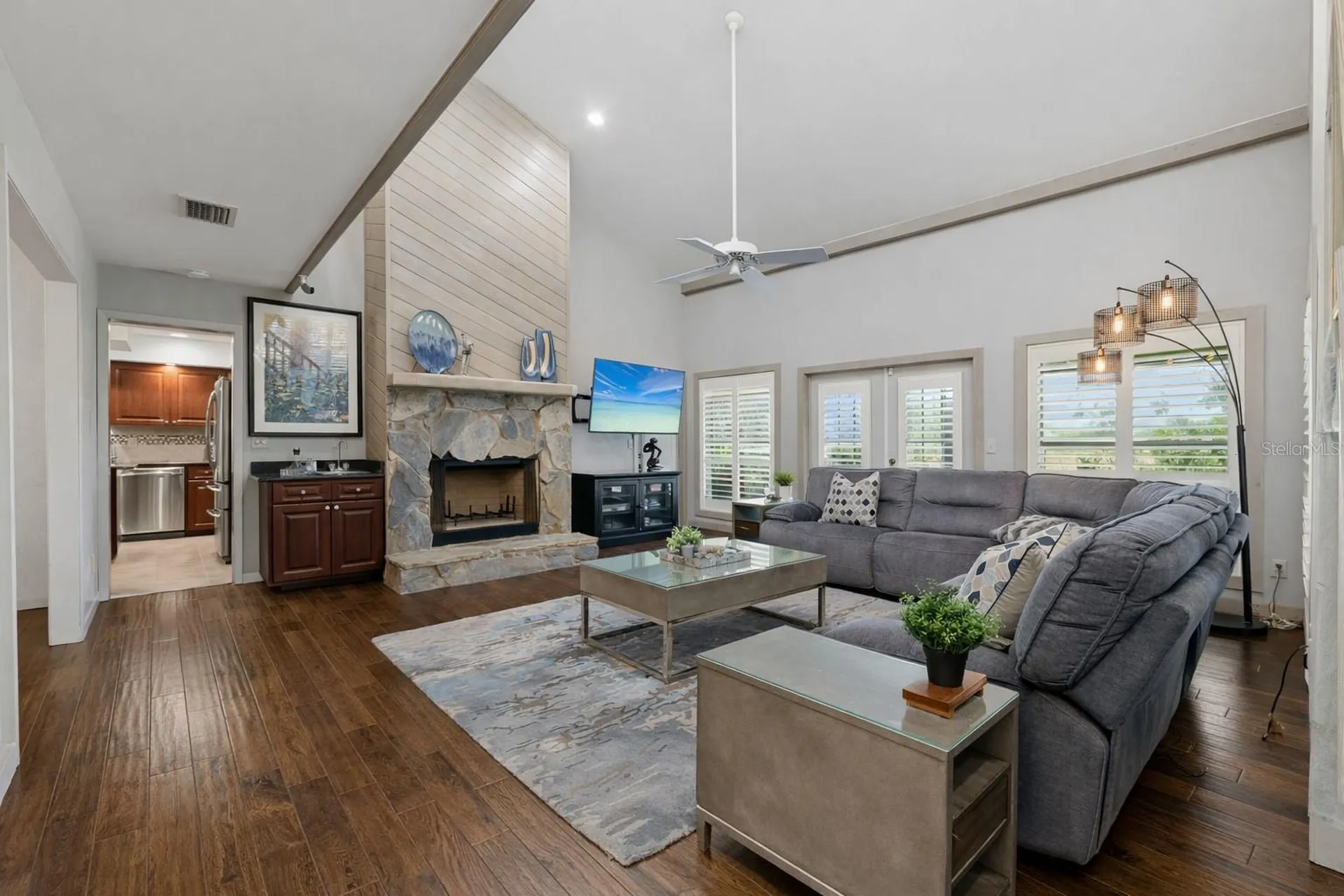 708 Warren Road Lutz FL 33548