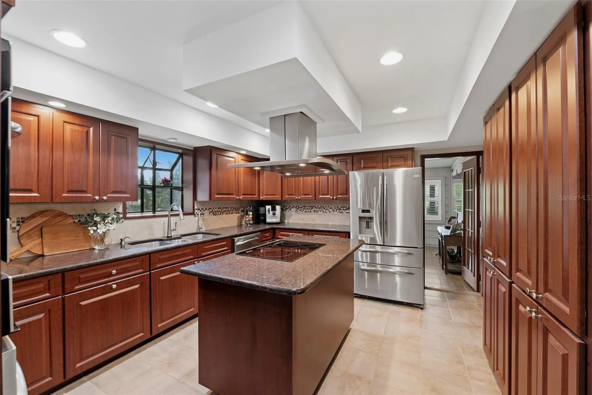 708 Warren Road Lutz FL 33548