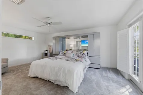 708 Warren Road Lutz FL 33548