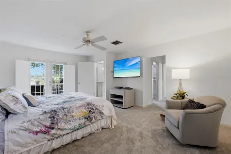 708 Warren Road Lutz FL 33548
