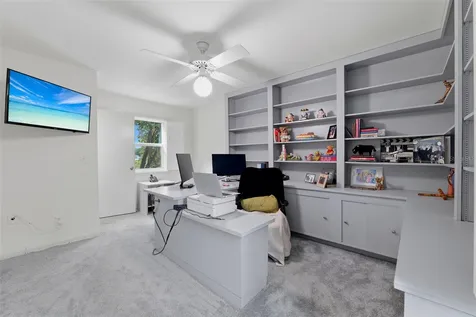 708 Warren Road Lutz FL 33548