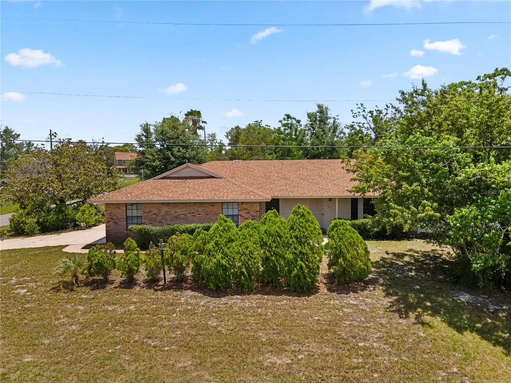 1949 Dupont Court Deltona FL 32725