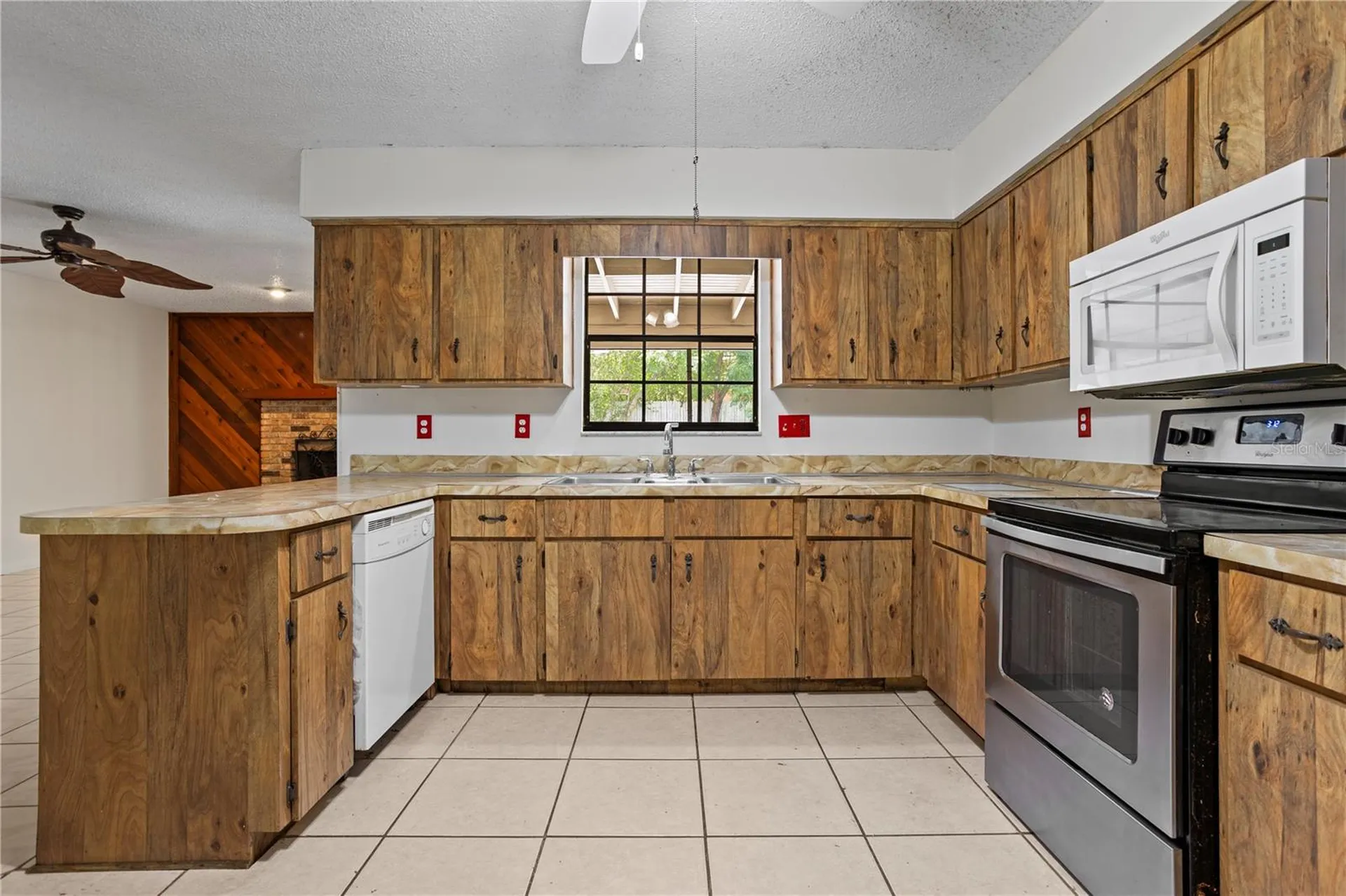 1949 Dupont Court Deltona FL 32725