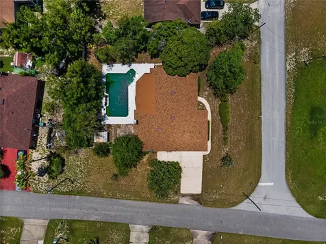 1949 Dupont Court Deltona FL 32725