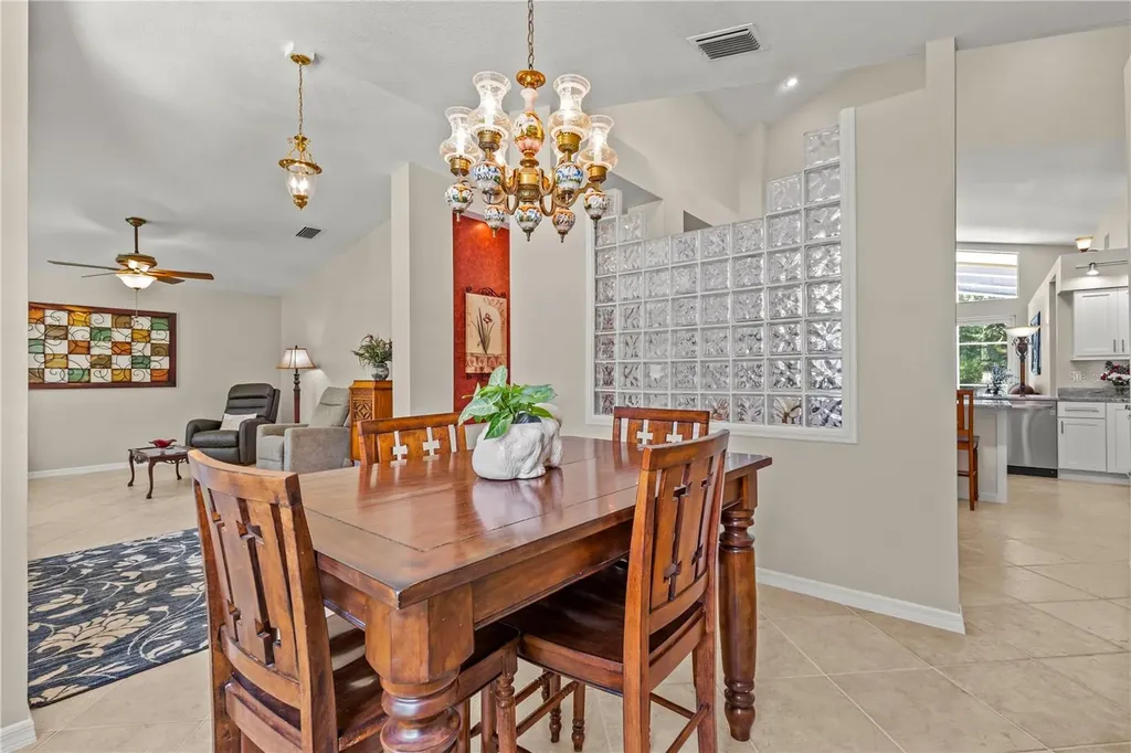 10522 Chambers Drive Tampa FL 33626