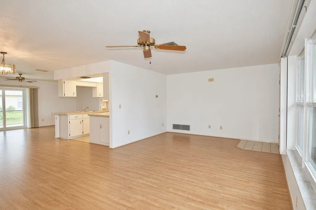 1379 Everest Road Venice FL 34293