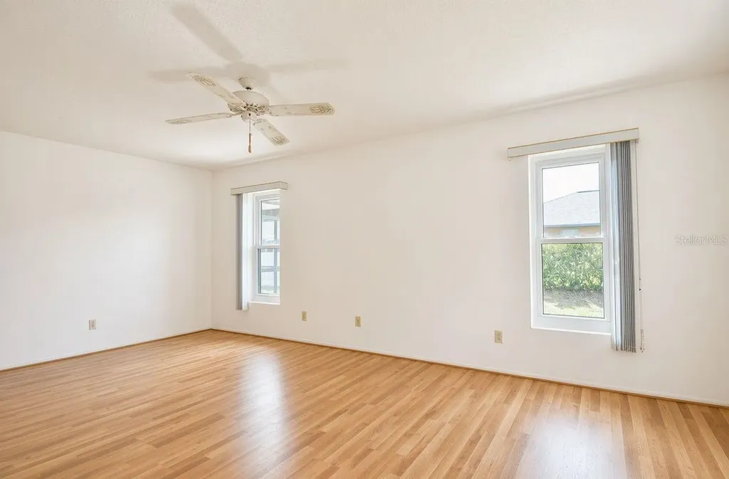 1379 Everest Road Venice FL 34293