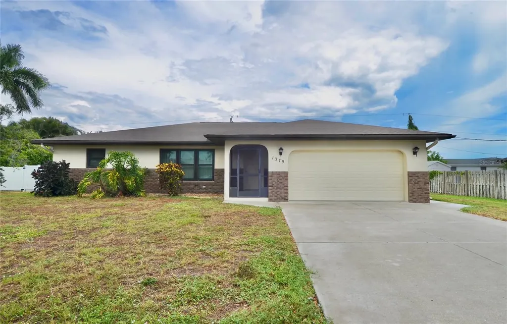 1379 Everest Road Venice FL 34293