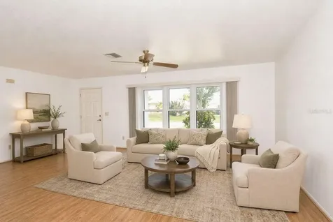 1379 Everest Road Venice FL 34293