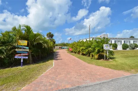 1379 Everest Road Venice FL 34293