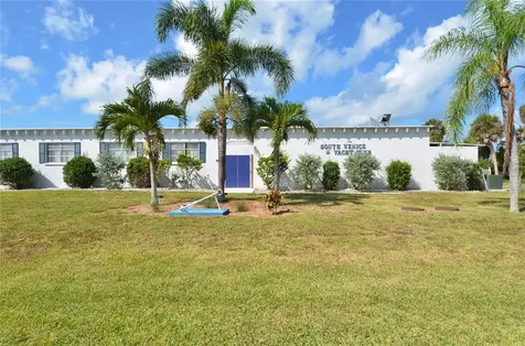 1379 Everest Road Venice FL 34293