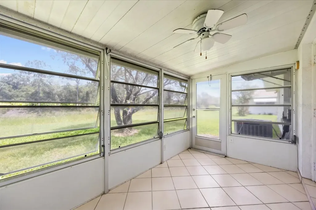 127 Lakes End Drive Fort Pierce FL 34982