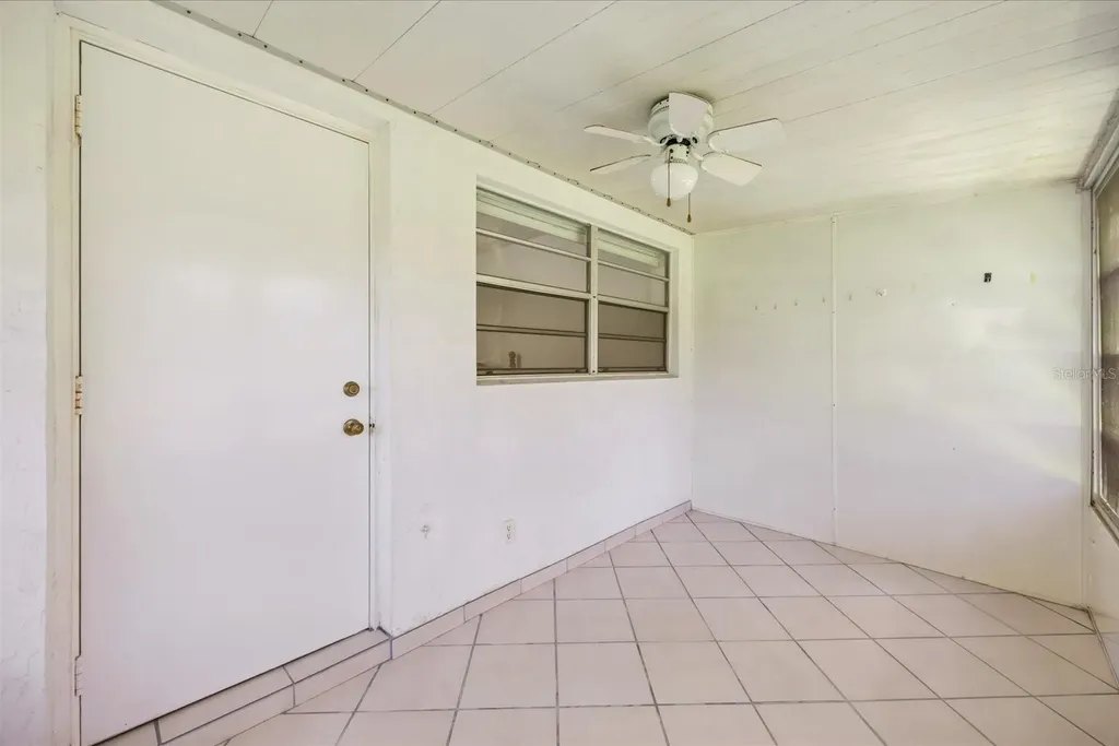 127 Lakes End Drive Fort Pierce FL 34982