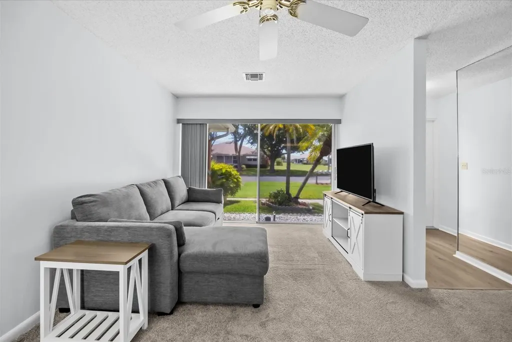 127 Lakes End Drive Fort Pierce FL 34982