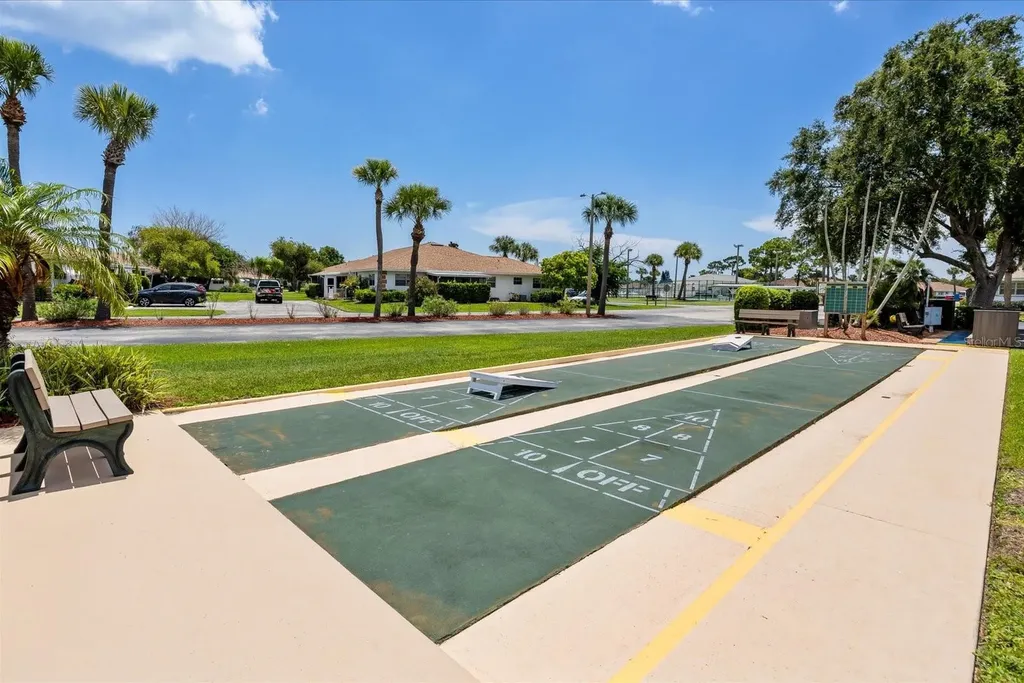 127 Lakes End Drive Fort Pierce FL 34982