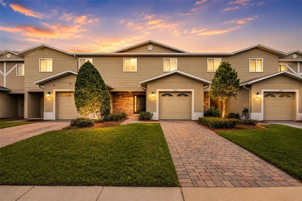 1921 Chatham Place Drive Orlando FL 32824