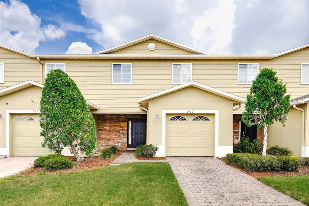1921 Chatham Place Drive Orlando FL 32824