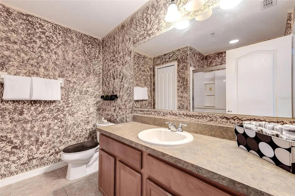 1921 Chatham Place Drive Orlando FL 32824