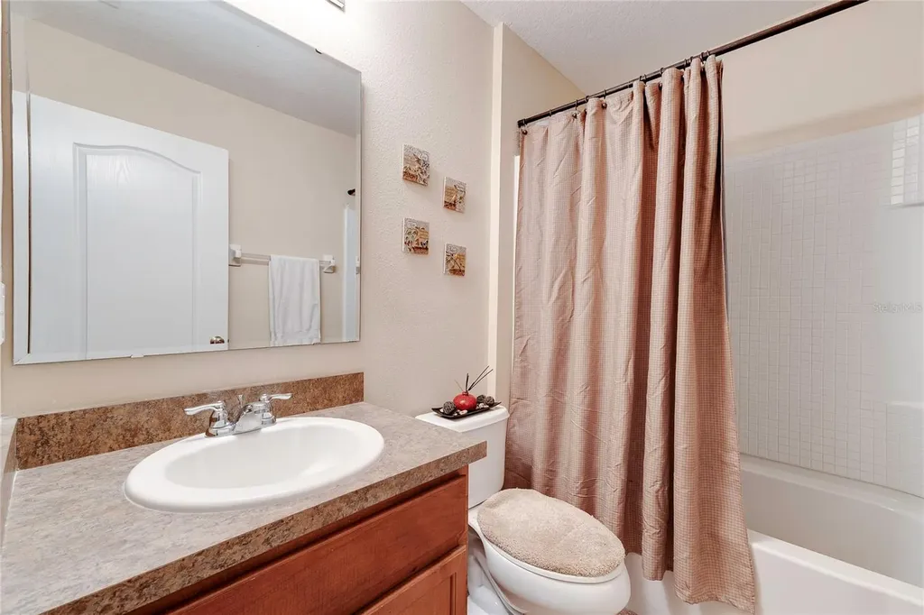1921 Chatham Place Drive Orlando FL 32824
