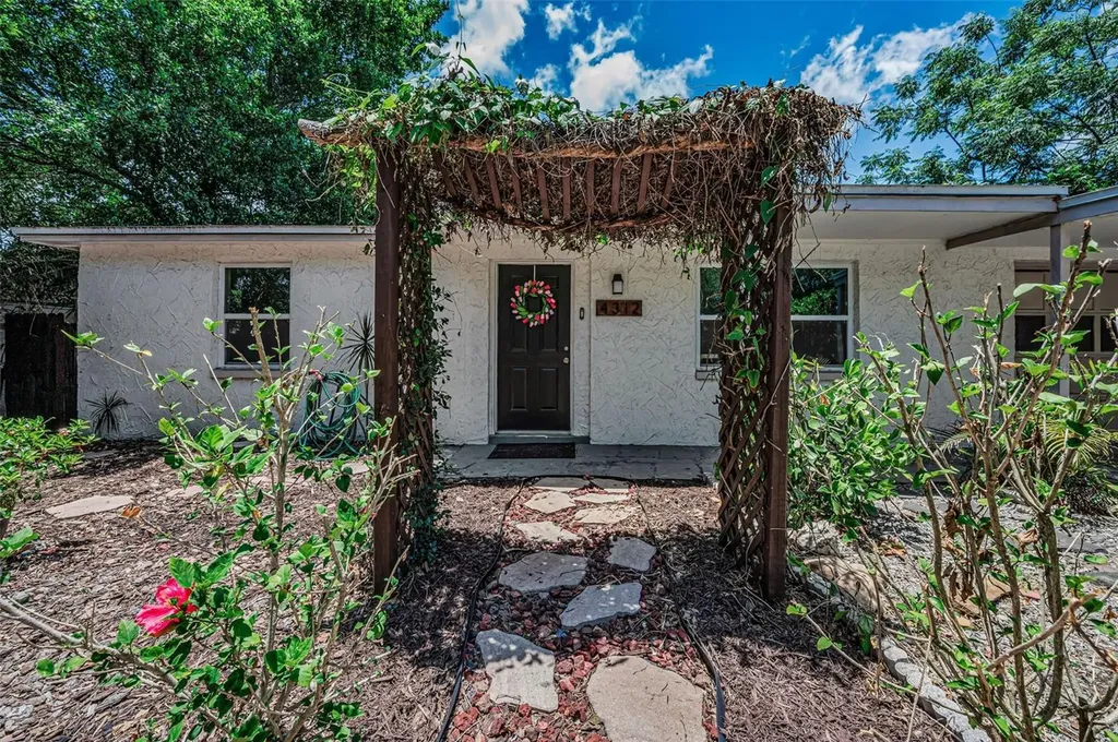 4312 Beacon Square Drive Holiday FL 34691