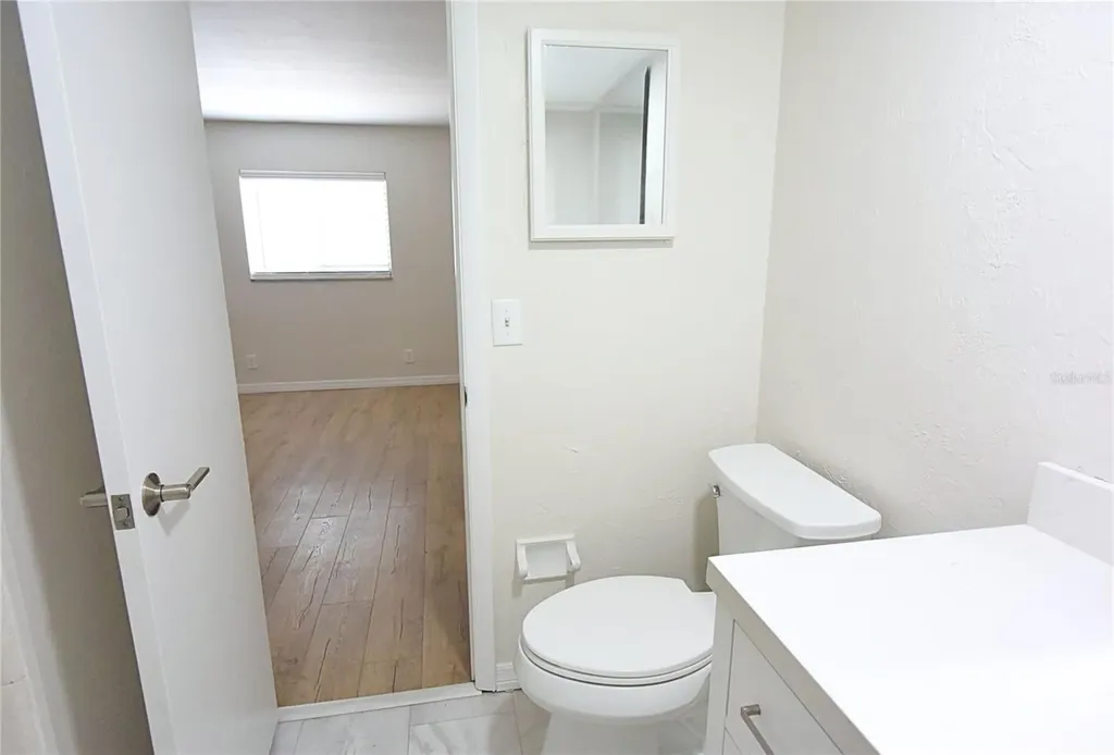 3751 S School Avenue Sarasota FL 34239