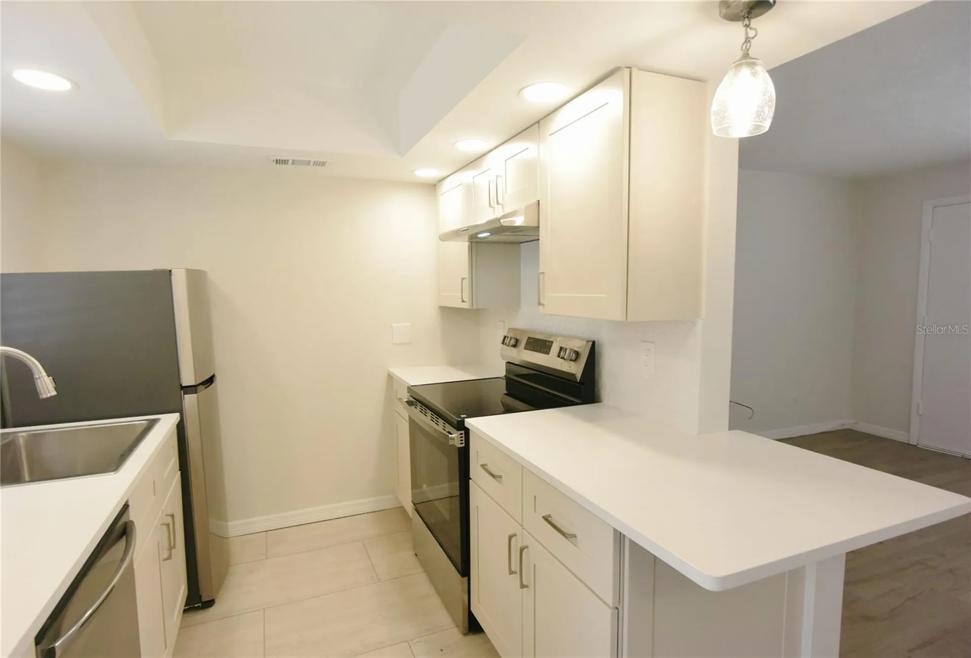 3751 S School Avenue Sarasota FL 34239