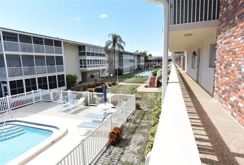 3751 S School Avenue Sarasota FL 34239