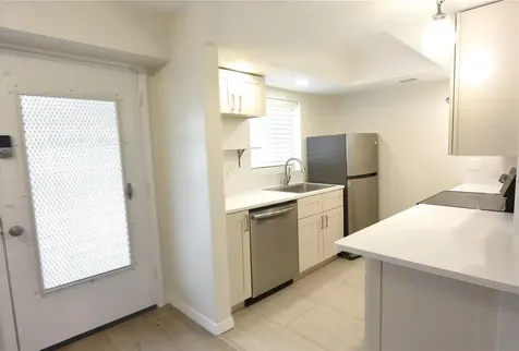 3751 S School Avenue Sarasota FL 34239