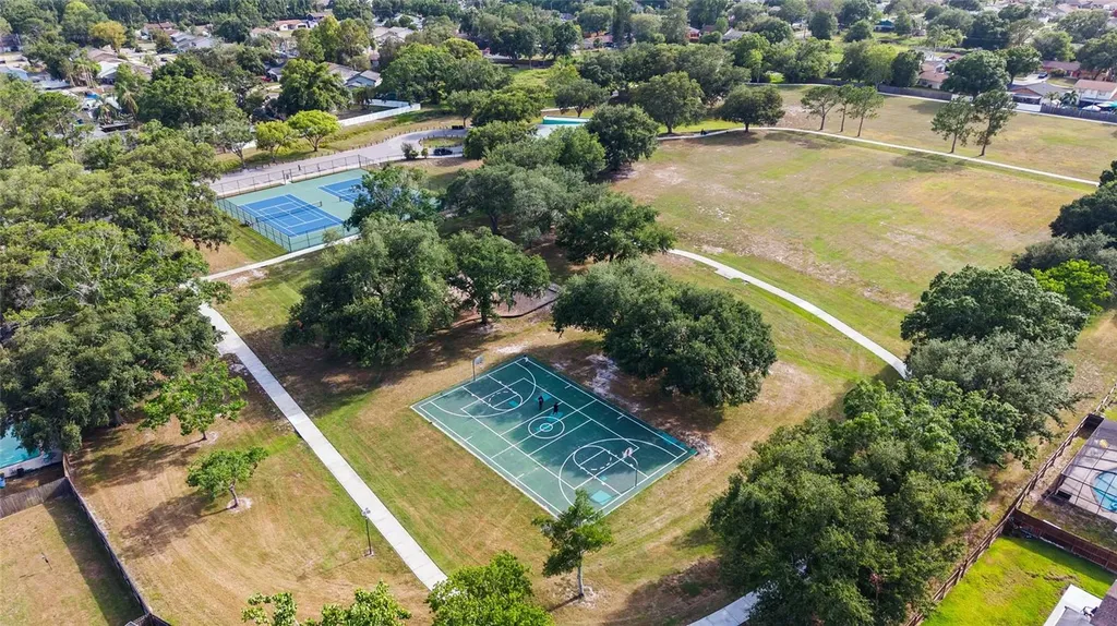 4814 Fox Hunt Drive Tampa FL 33624