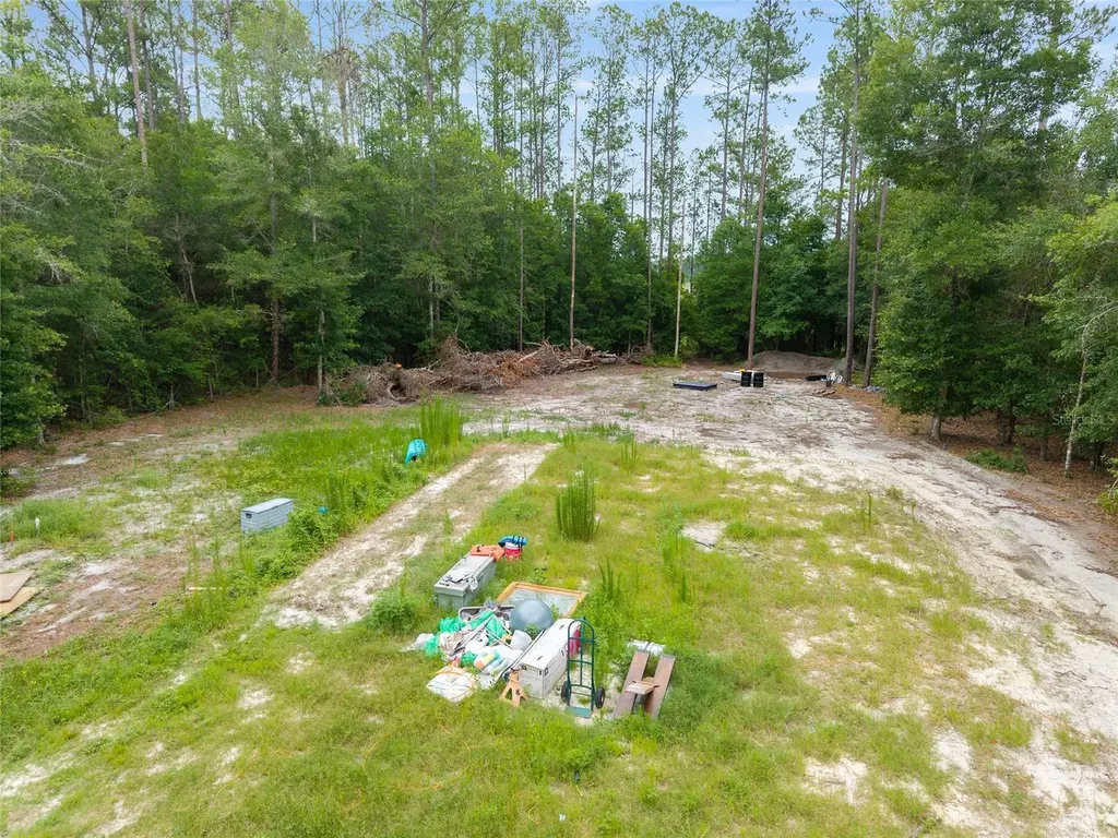 261 Ashley Lake Drive Melrose FL 32666