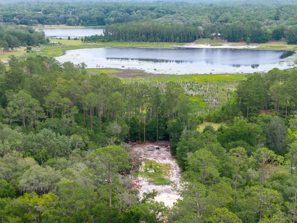 261 Ashley Lake Drive Melrose FL 32666