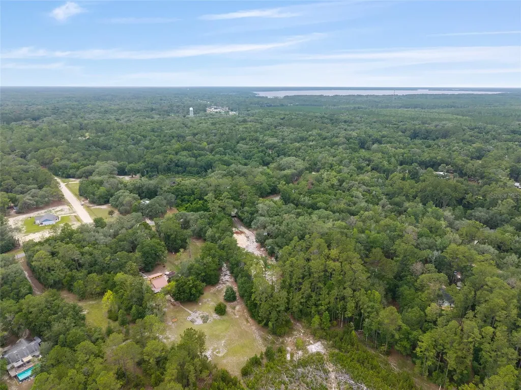 261 Ashley Lake Drive Melrose FL 32666