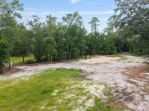 261 Ashley Lake Drive Melrose FL 32666