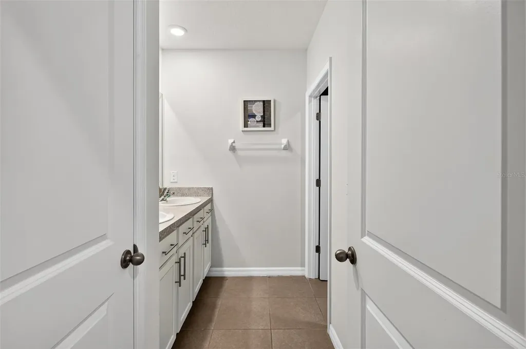 7043 Silverado Ranch Boulevard Zephyrhills FL 33541